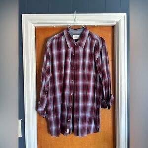 *Husband’s closet purge, buy 2 get 1 free* Men’s button down